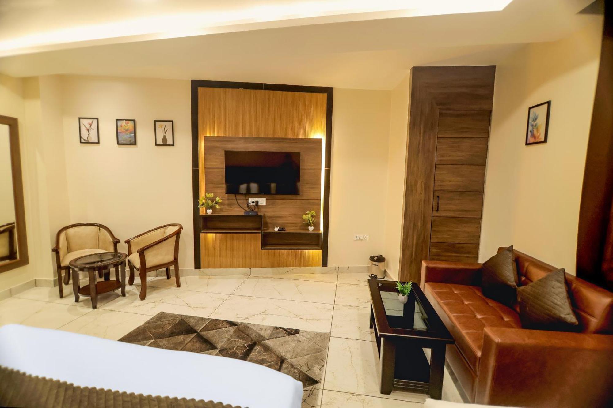Hotel Hari Dhara, 100 Meters From Har-Ki-Pauri Haridvár Kültér fotó
