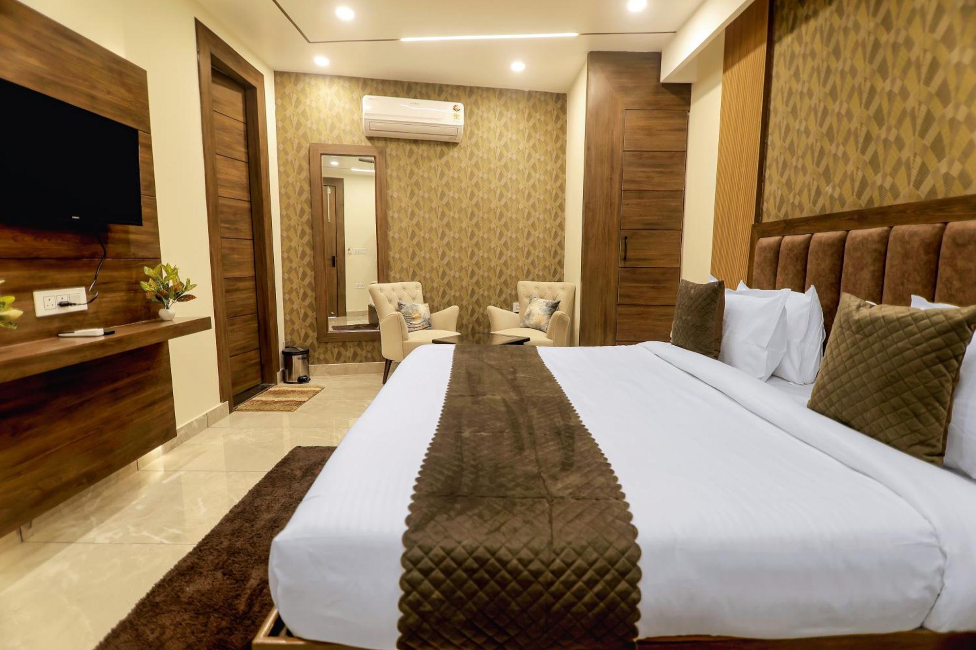 Hotel Hari Dhara, 100 Meters From Har-Ki-Pauri Haridvár Kültér fotó