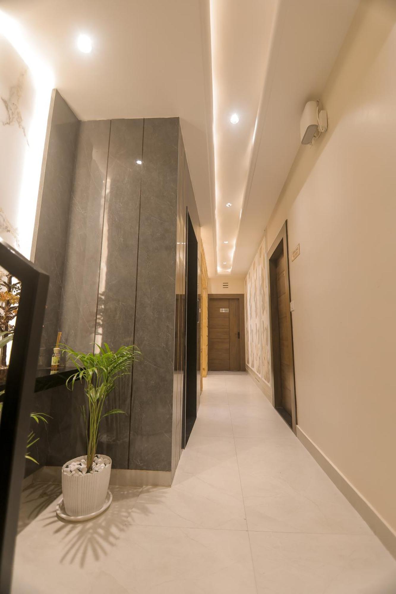 Hotel Hari Dhara, 100 Meters From Har-Ki-Pauri Haridvár Kültér fotó